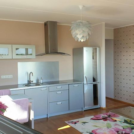 Seaview Apartment Pärnu Buitenkant foto